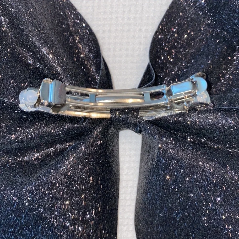 Cheerleader black sparking bow bundle with 2